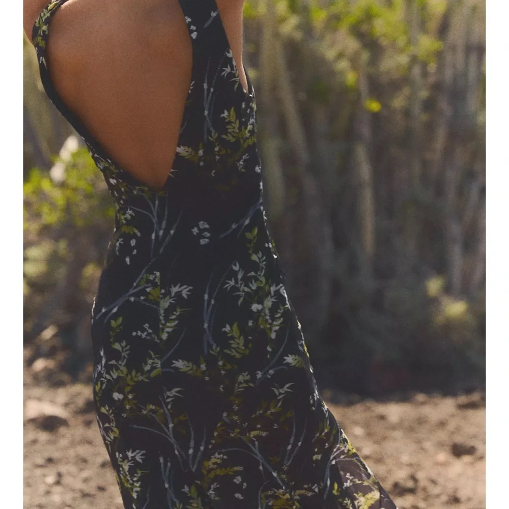 Elegant Black Floral Zara Maxi Dress